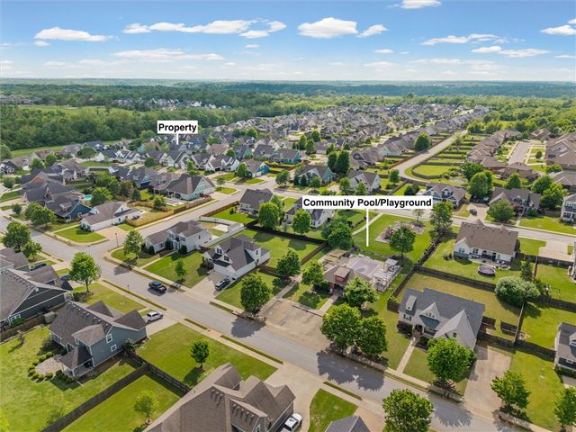 802 Hampstead Heath, Cave Springs, AR 72718