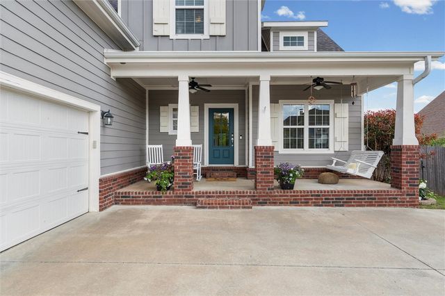 802 Hampstead Heath, Cave Springs, AR 72718