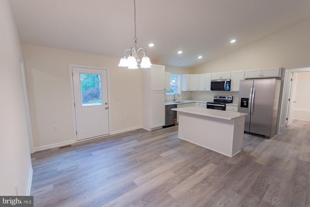 183 FOOTHILL LN, Harpers Ferry, WV 25425