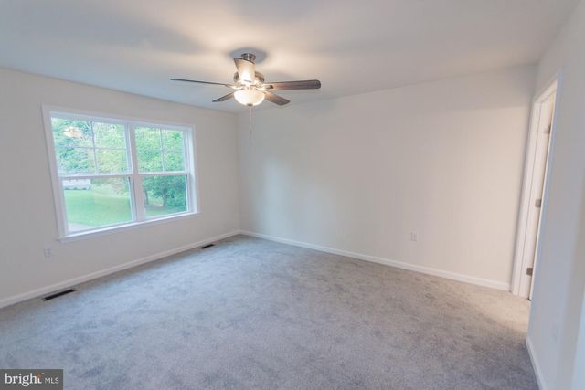 183 FOOTHILL LN, Harpers Ferry, WV 25425