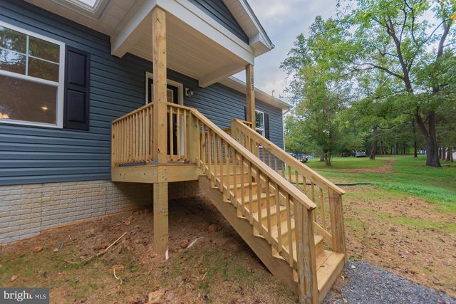 183 FOOTHILL LN, Harpers Ferry, WV 25425