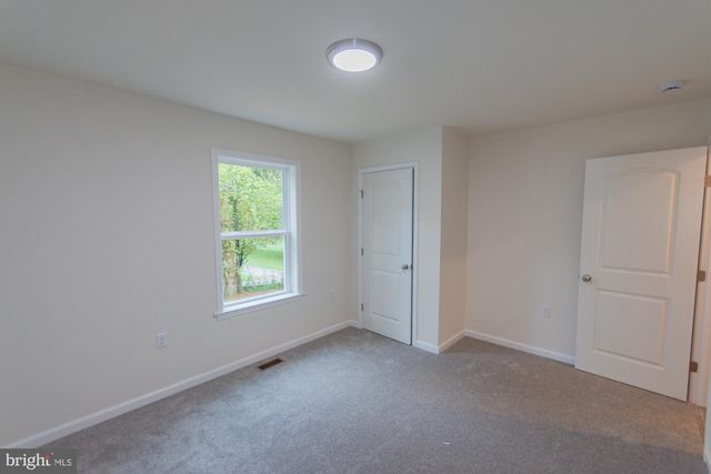 183 FOOTHILL LN, Harpers Ferry, WV 25425