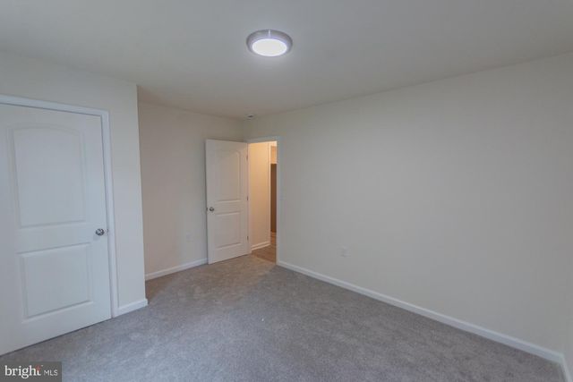 183 FOOTHILL LN, Harpers Ferry, WV 25425