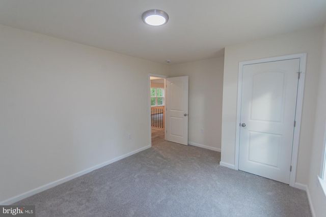 183 FOOTHILL LN, Harpers Ferry, WV 25425