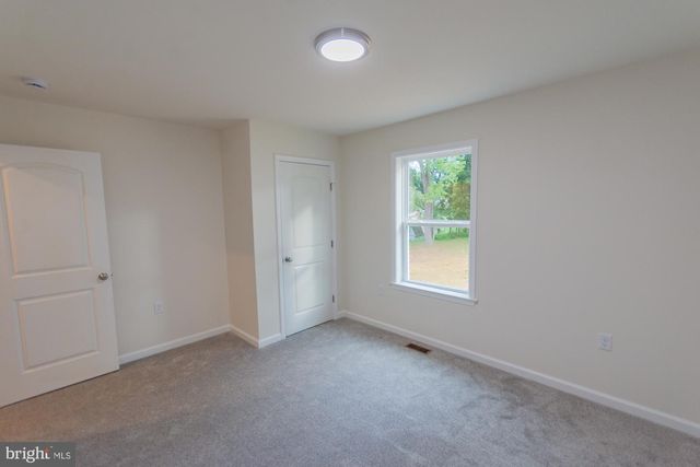 183 FOOTHILL LN, Harpers Ferry, WV 25425
