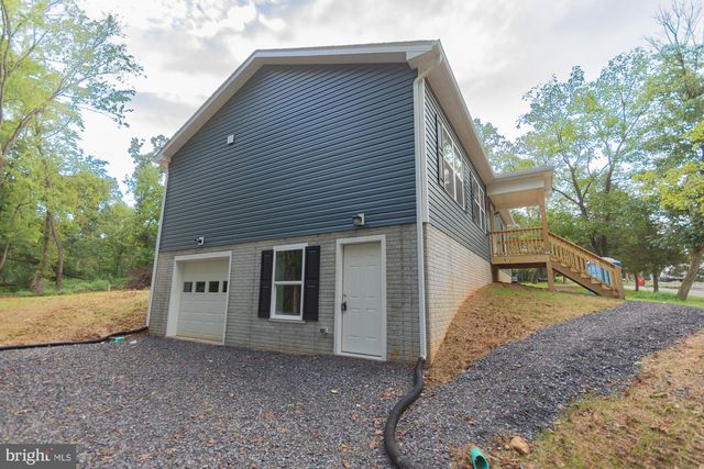 183 FOOTHILL LN, Harpers Ferry, WV 25425