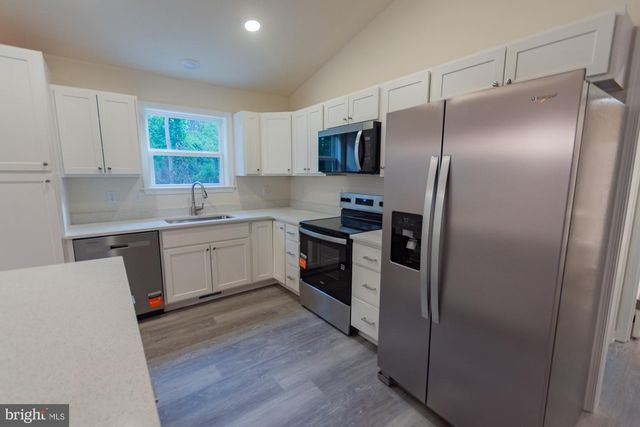 183 FOOTHILL LN, Harpers Ferry, WV 25425