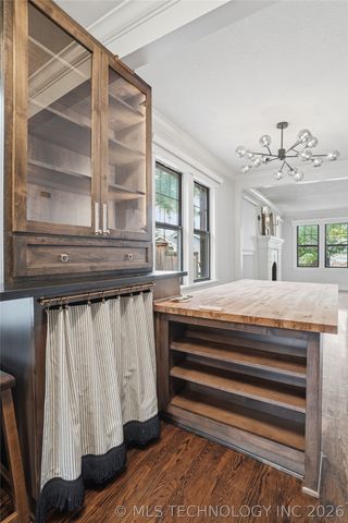 1624 S Victor Avenue, Tulsa, OK 74104