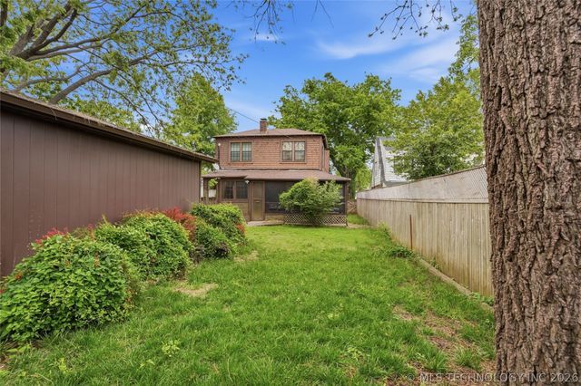 1624 S Victor Avenue, Tulsa, OK 74104