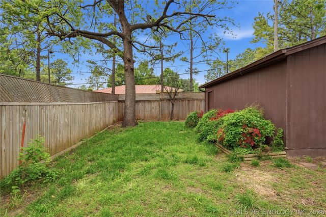 1624 S Victor Avenue, Tulsa, OK 74104