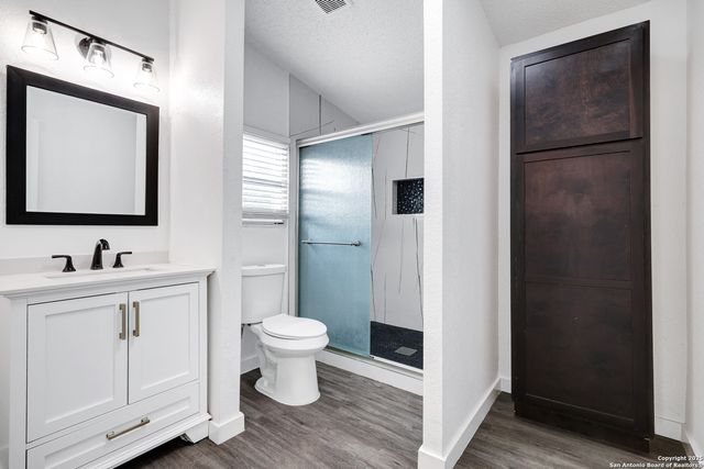 5107 Savannah Chase, Von Ormy, TX 78073