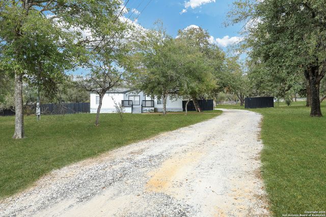 5107 Savannah Chase, Von Ormy, TX 78073