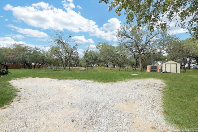 5107 Savannah Chase, Von Ormy, TX 78073