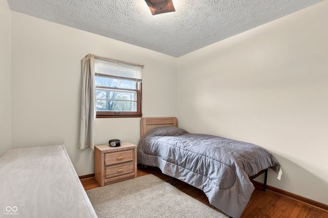 450 S High School Road, Indianapolis, IN 46241