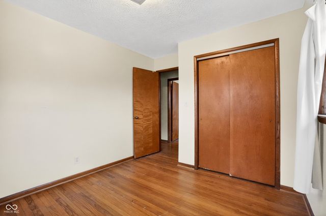 450 S High School Road, Indianapolis, IN 46241