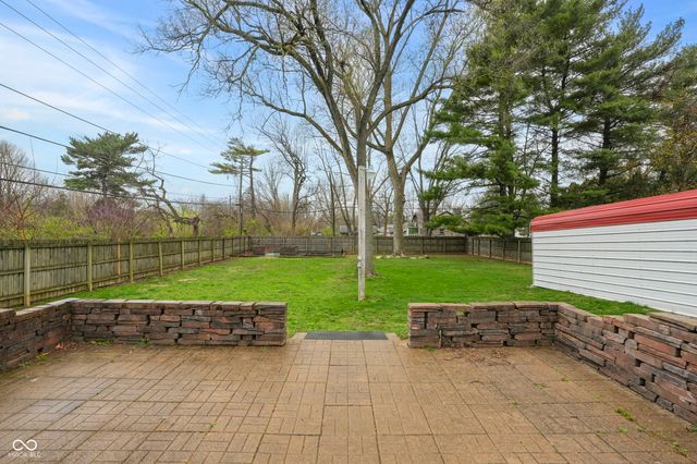 450 S High School Road, Indianapolis, IN 46241