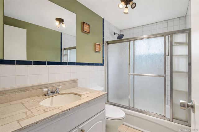 45 Massachusetts Avenue, Bay Shore, NY 11706
