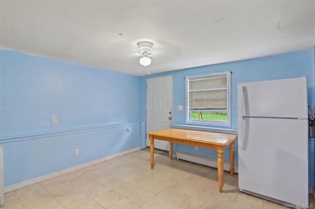 45 Massachusetts Avenue, Bay Shore, NY 11706