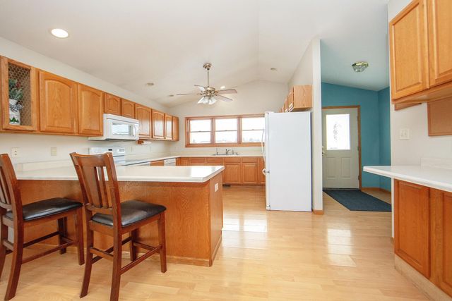 1406 Leitha Terrace, Waverly, IA 50677