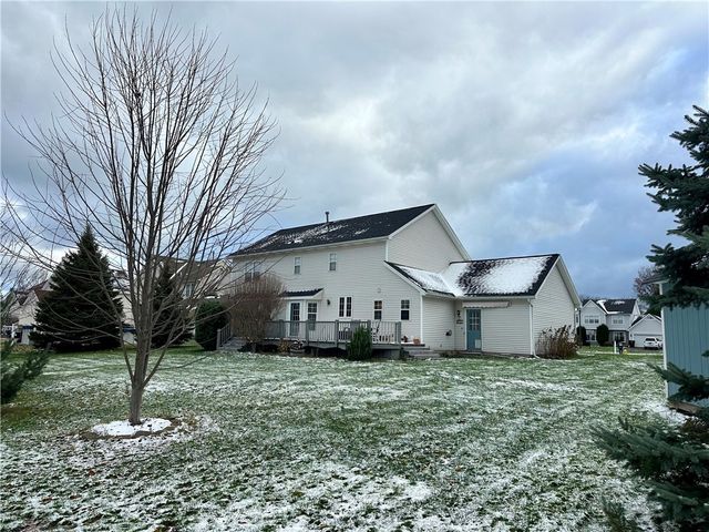 25 Crispin Court, Greece, NY 14612