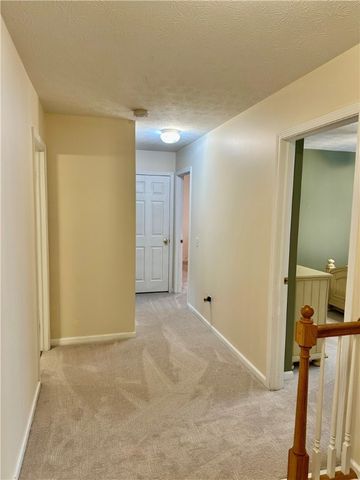 25 Crispin Court, Greece, NY 14612