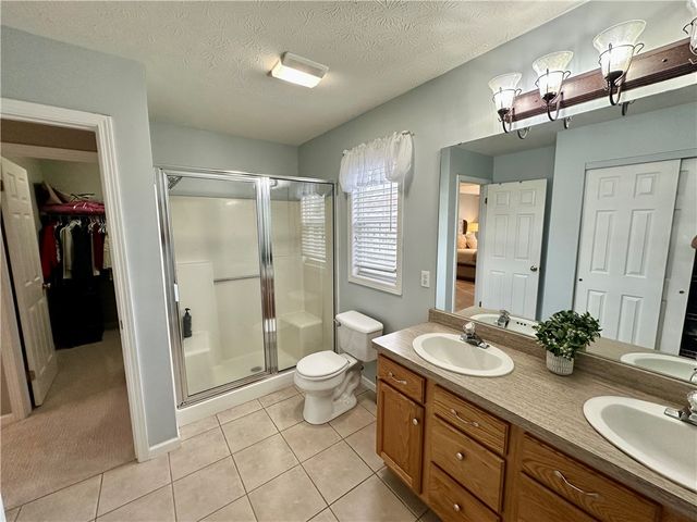 25 Crispin Court, Greece, NY 14612