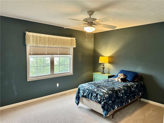 25 Crispin Court, Greece, NY 14612