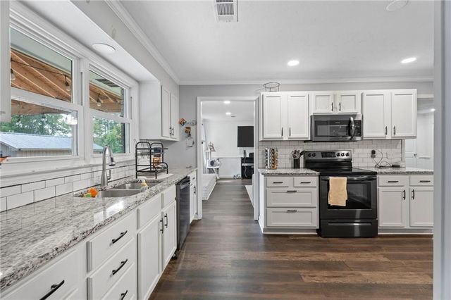 22 Virginia Road, Temple, GA 30179