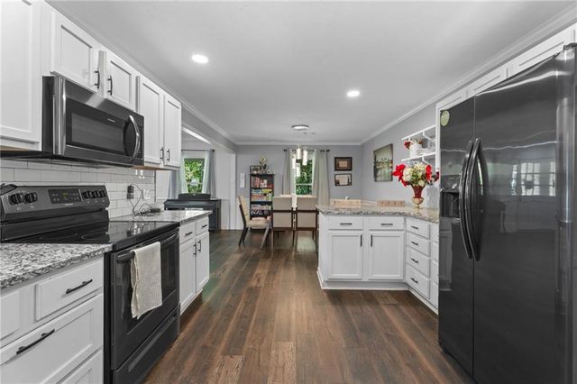 22 Virginia Road, Temple, GA 30179