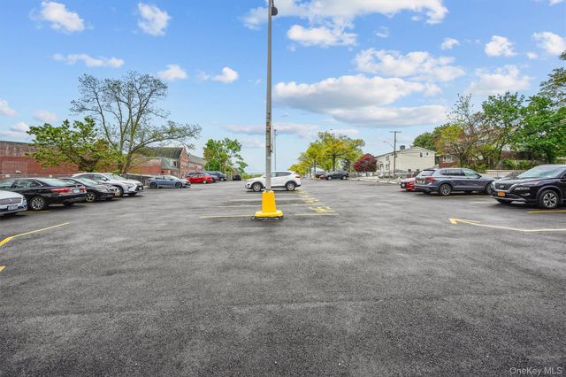 4 Sadore Lane 1-O, Yonkers, NY 10710