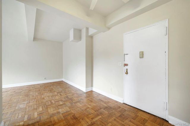 4 Sadore Lane 1-O, Yonkers, NY 10710