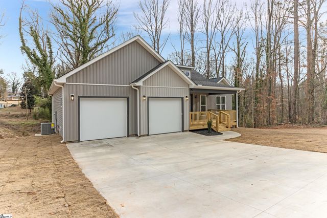 3388 E Croft Circle, Spartanburg, SC 29302