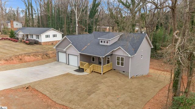 3388 E Croft Circle, Spartanburg, SC 29302