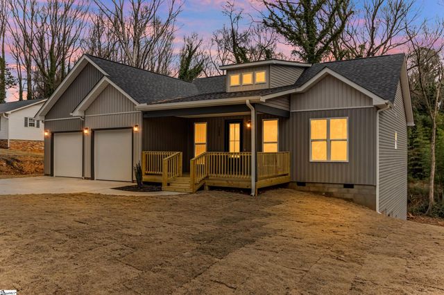 3388 E Croft Circle, Spartanburg, SC 29302