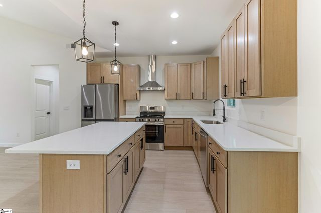 3388 E Croft Circle, Spartanburg, SC 29302