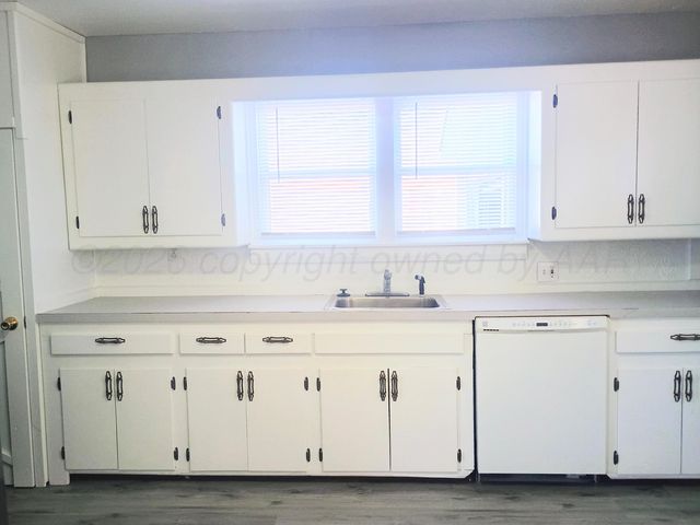 407 Morse Avenue, Stinnett, TX 79083