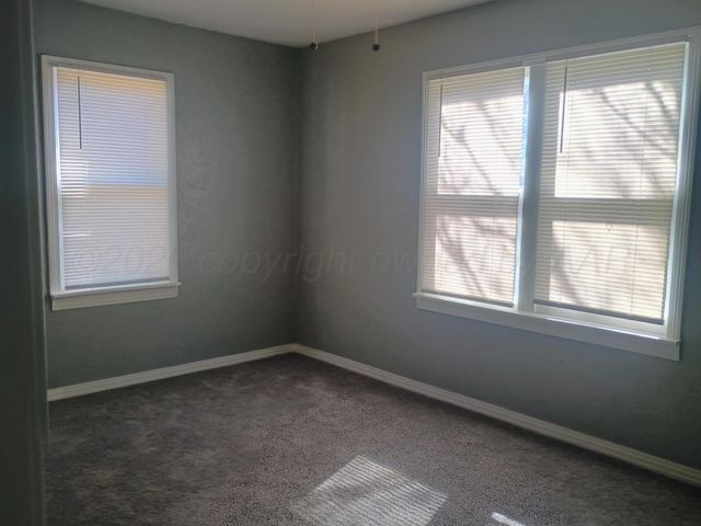 407 Morse Avenue, Stinnett, TX 79083