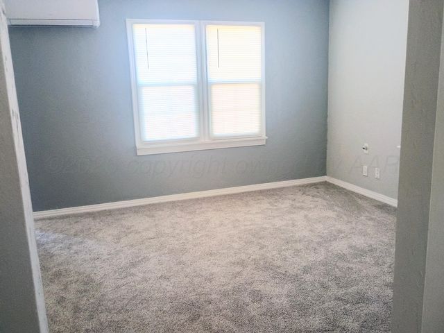 407 Morse Avenue, Stinnett, TX 79083