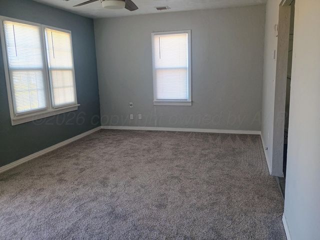 407 Morse Avenue, Stinnett, TX 79083