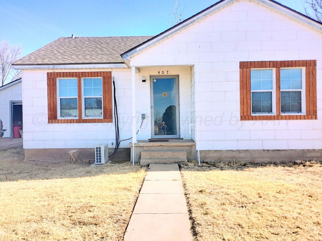 407 Morse Avenue, Stinnett, TX 79083