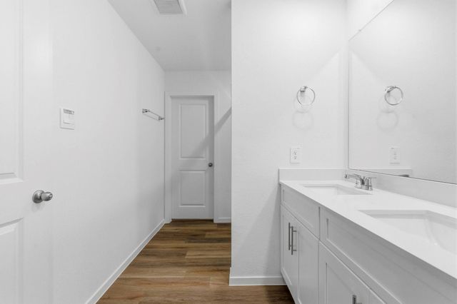 3534 Longhorn Valley Street, League City, TX 77573