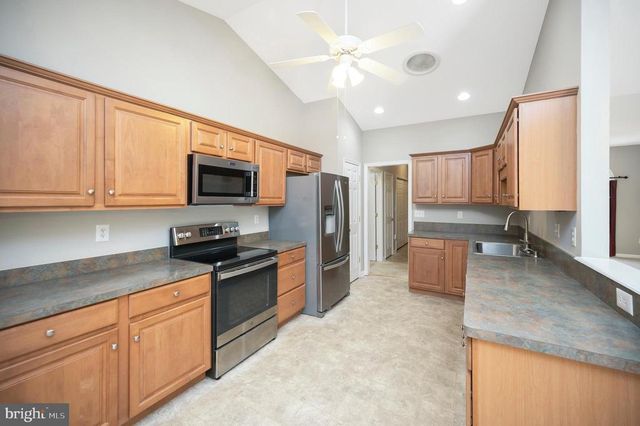 209 SAND TRAP LN, Locust Grove, VA 22508
