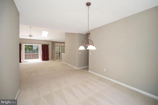 209 SAND TRAP LN, Locust Grove, VA 22508
