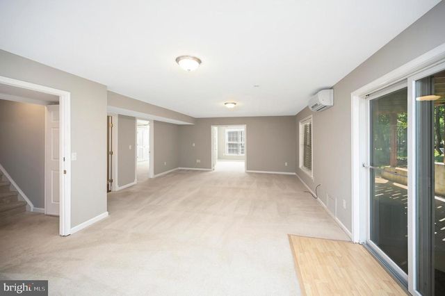 209 SAND TRAP LN, Locust Grove, VA 22508