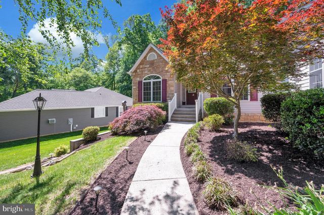 209 SAND TRAP LN, Locust Grove, VA 22508
