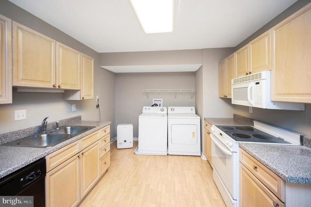 209 SAND TRAP LN, Locust Grove, VA 22508