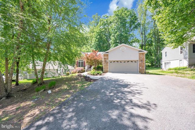 209 SAND TRAP LN, Locust Grove, VA 22508