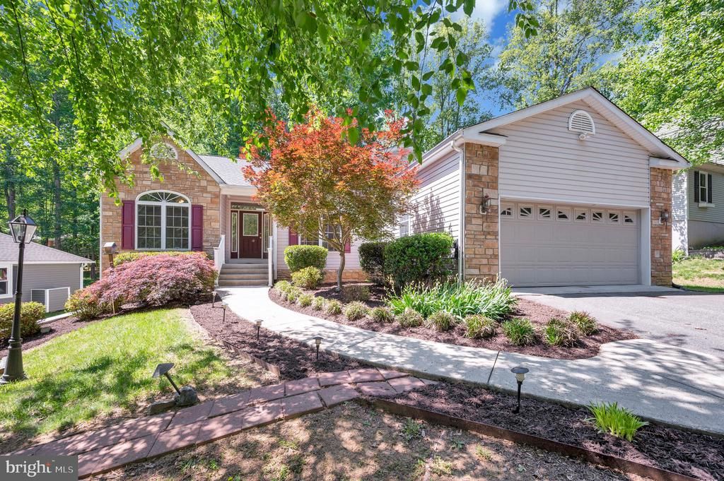 209 SAND TRAP LN, Locust Grove, VA 22508