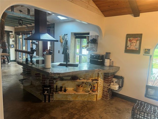 27616 MILLER ROAD, Dade City, FL 33525