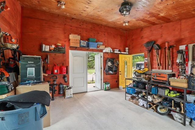 27616 MILLER ROAD, Dade City, FL 33525